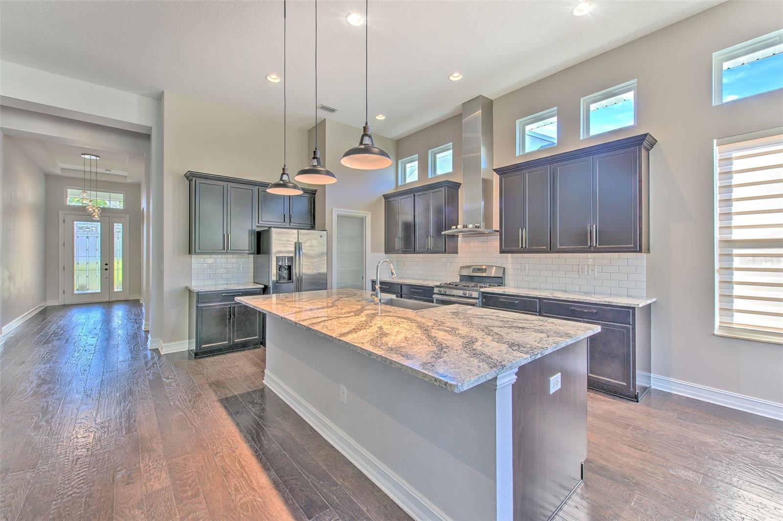 FISHHAWK RANCH WEST PH 1B/1C - Residential Lease