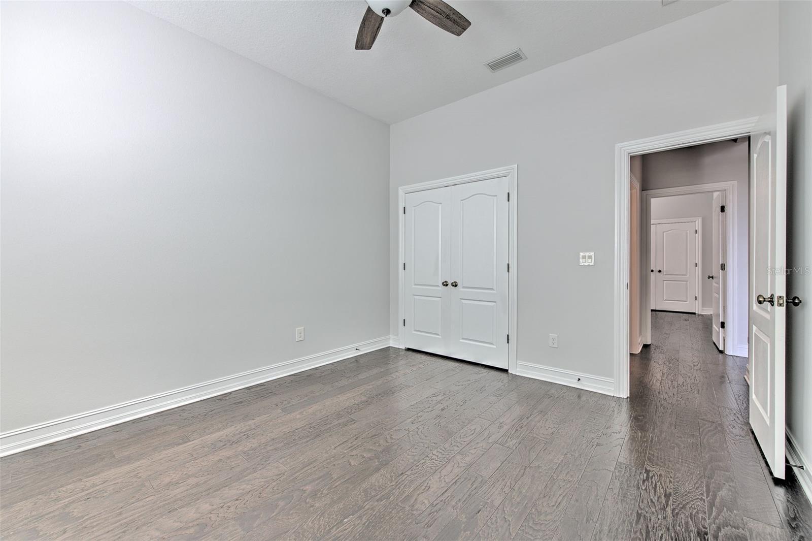 FISHHAWK RANCH WEST PH 1B/1C - Residential Lease