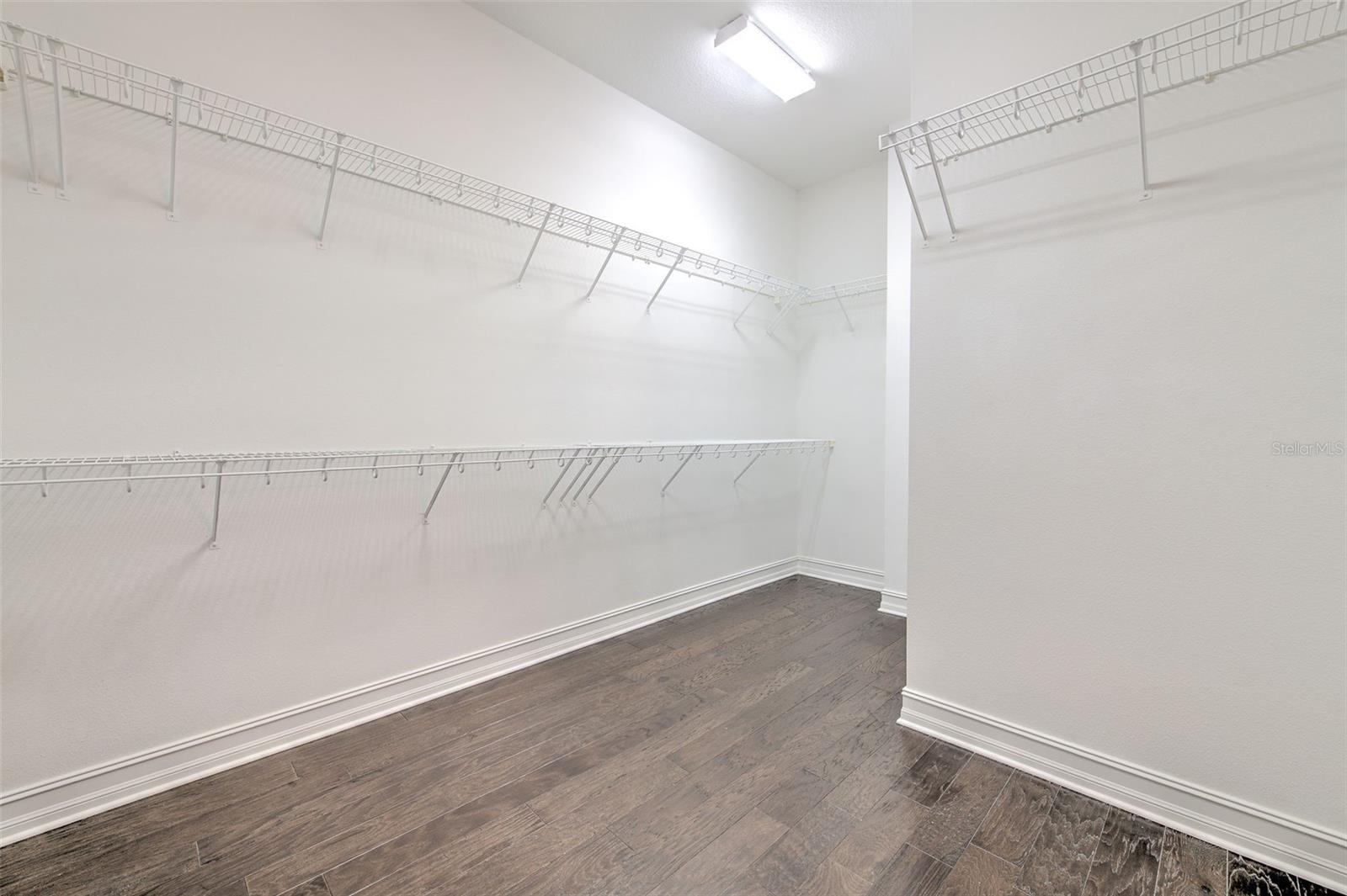 FISHHAWK RANCH WEST PH 1B/1C - Residential Lease