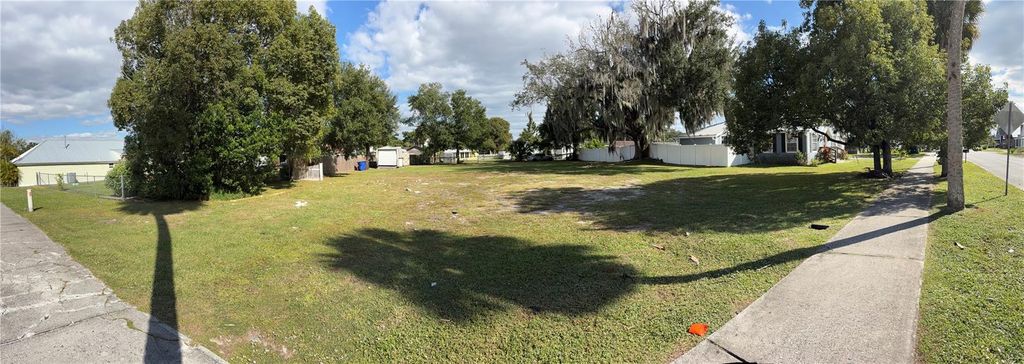Photo of 1113 Michigan Avenue, Saint Cloud, FL 34769 (MLS # S5137459)