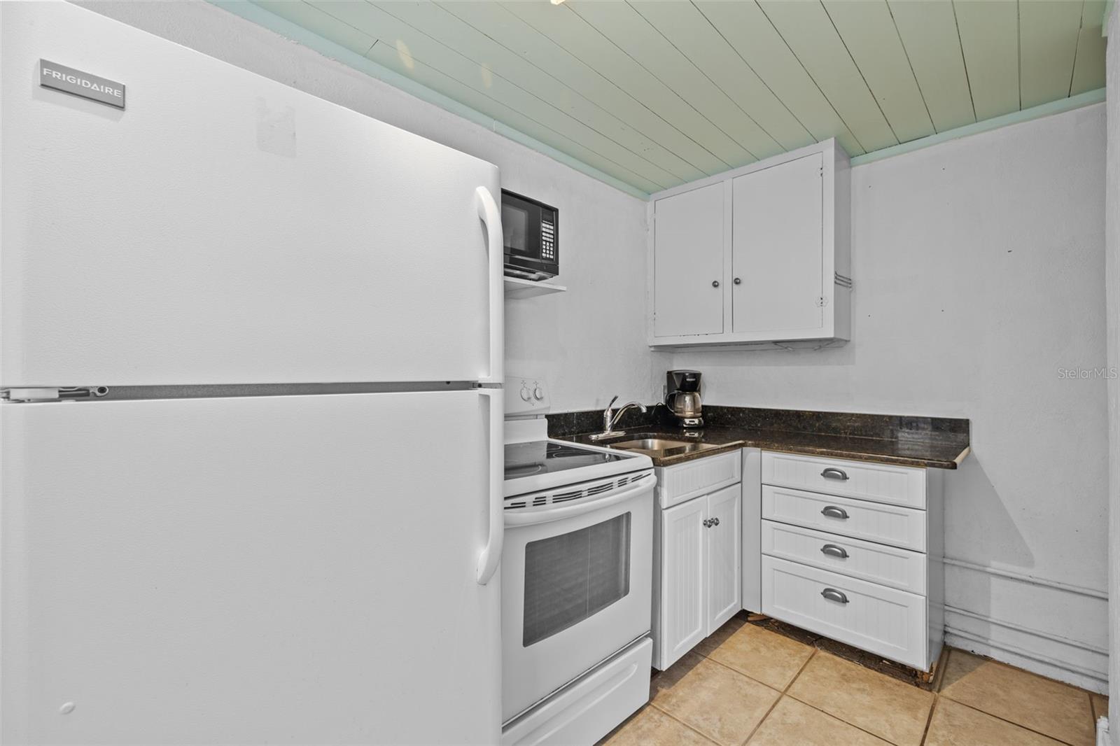 TYLER & DARLING ADD 01 - Residential Income