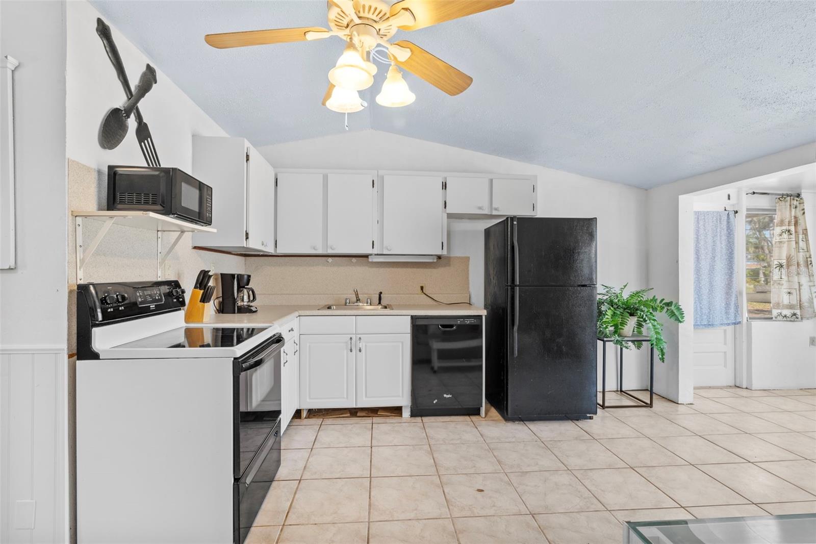 TYLER & DARLING ADD 01 - Residential Income