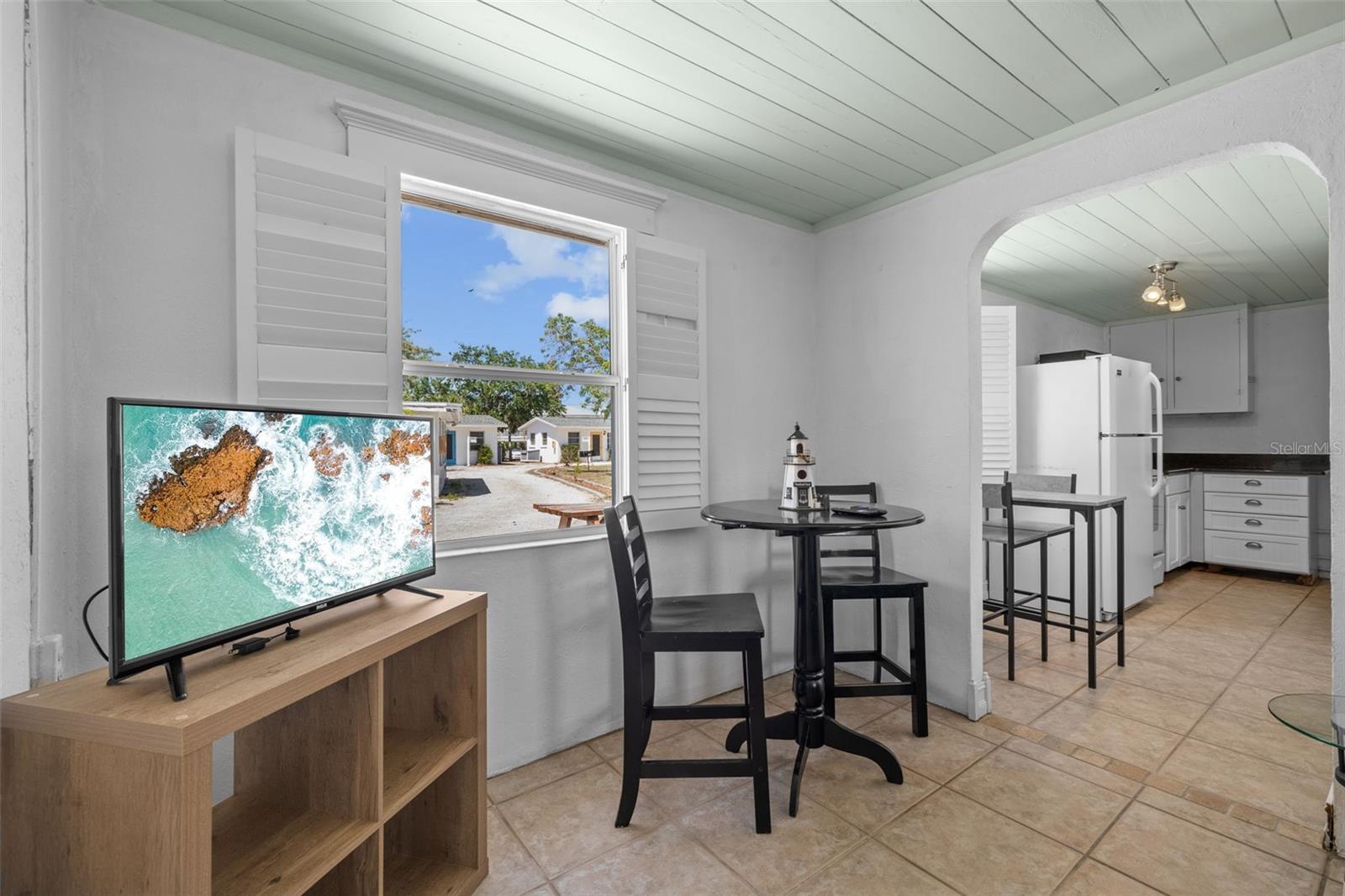 TYLER & DARLING ADD 01 - Residential Income