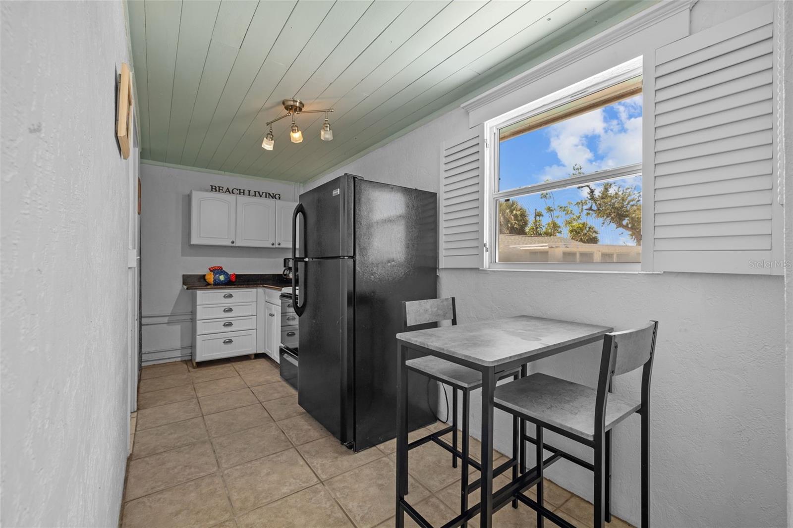 TYLER & DARLING ADD 01 - Residential Income