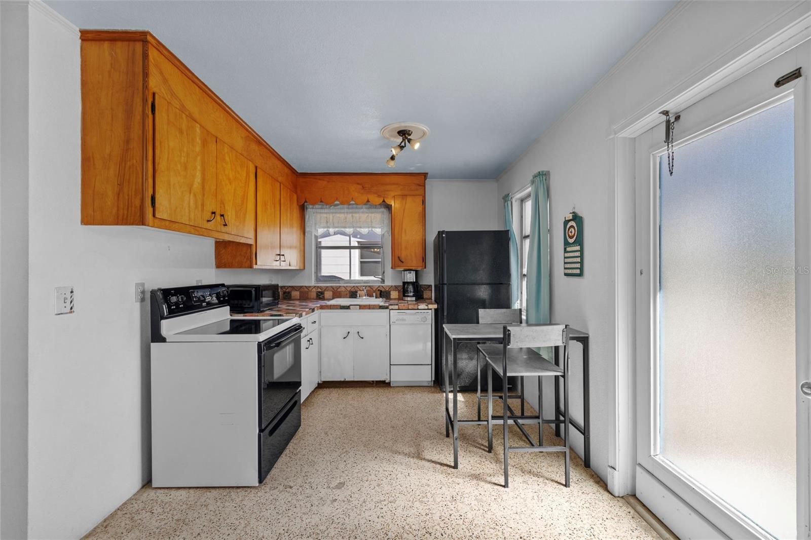 TYLER & DARLING ADD 01 - Residential Income