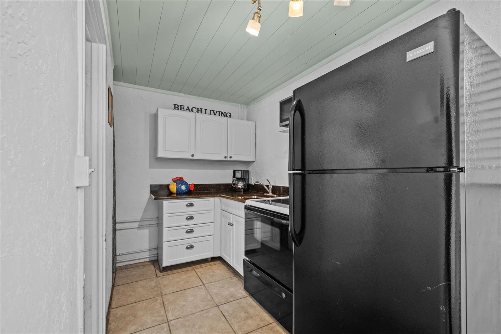 TYLER & DARLING ADD 01 - Residential Income