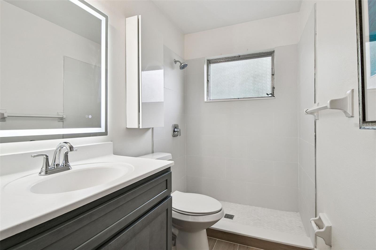 BROADACRES - Residential Lease