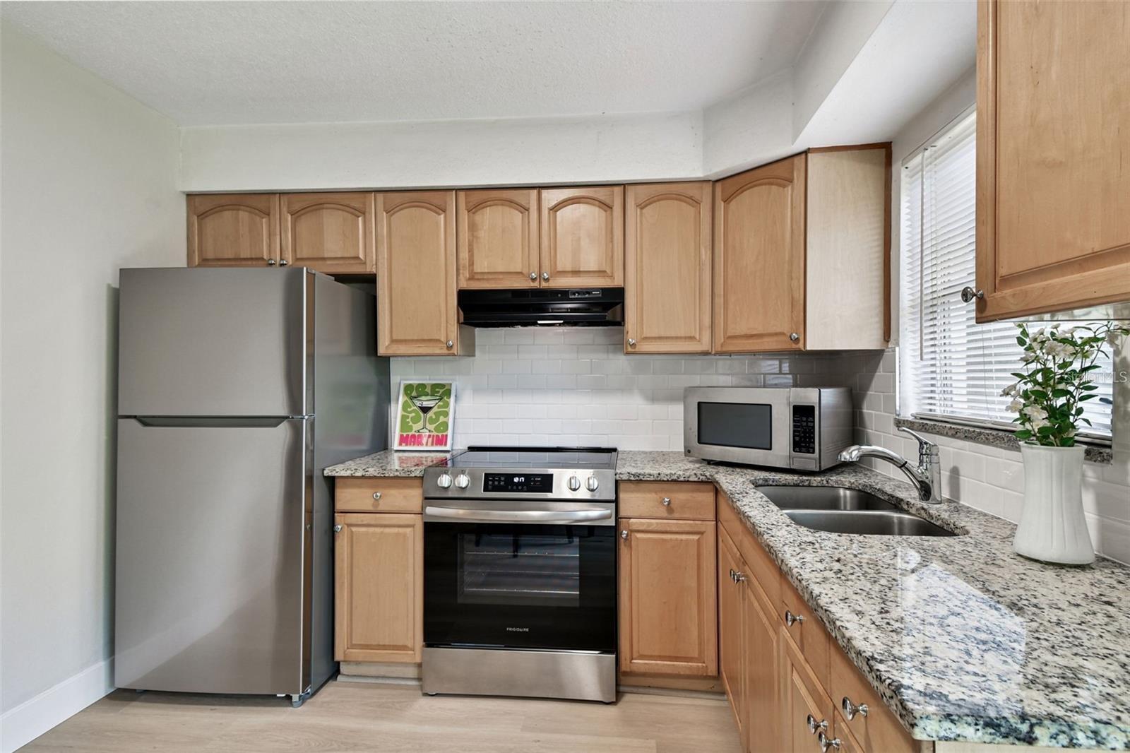 BROADACRES - Residential Lease