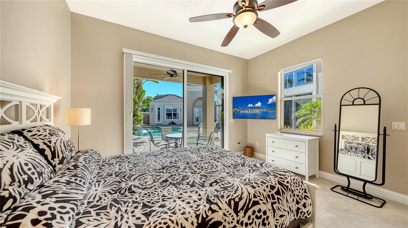 QUEENS HARBOUR - Residential