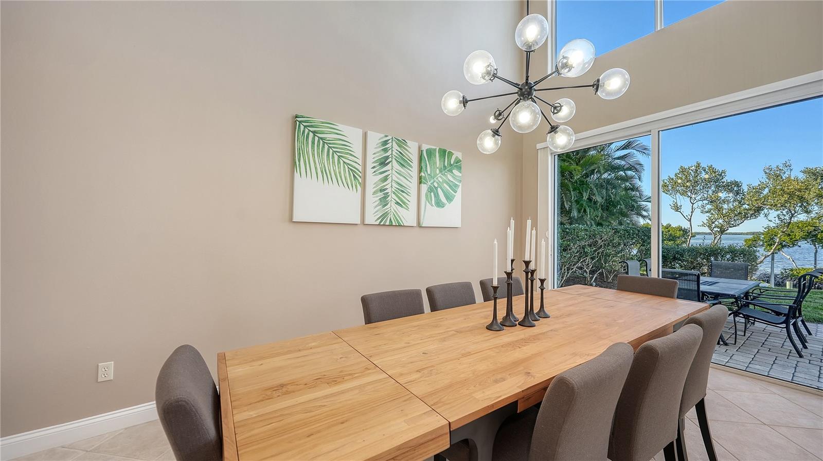 QUEENS HARBOUR - Residential