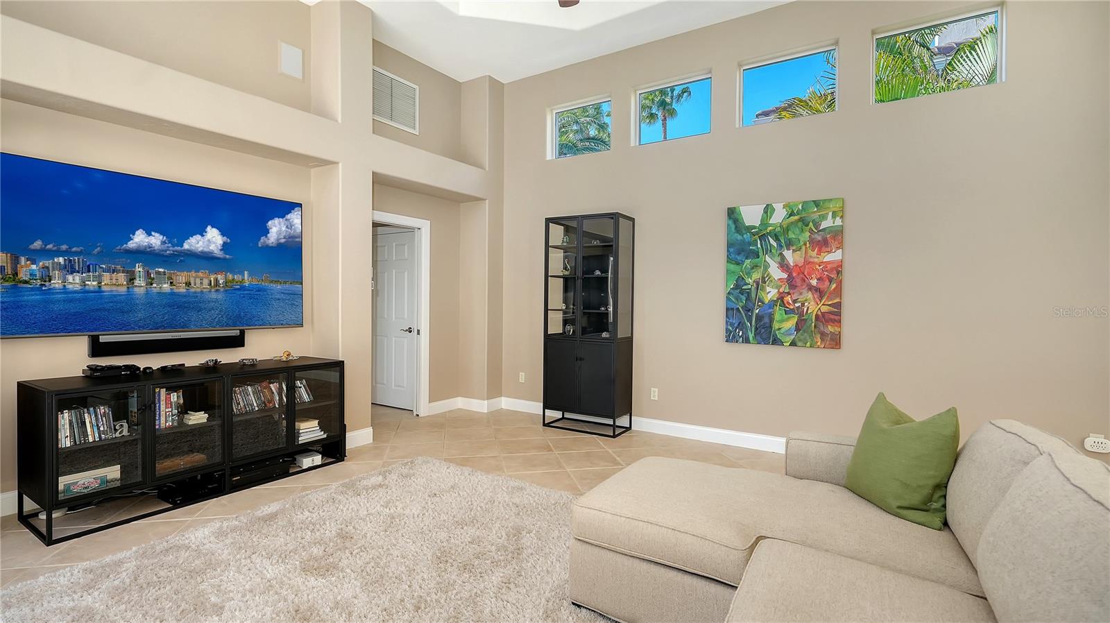 QUEENS HARBOUR - Residential