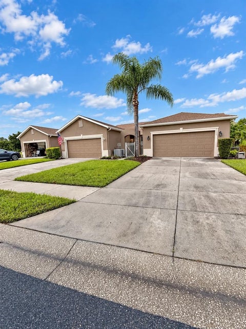 Photo of 21129 Diamonte Drive, Land O Lakes, FL 34637 (MLS # W7890242)