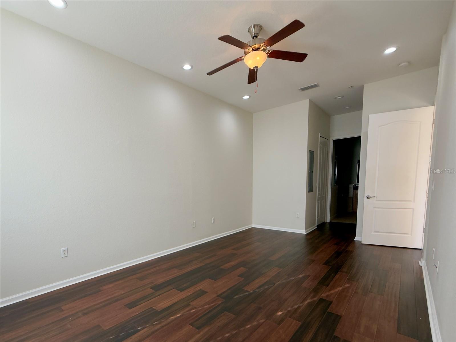 BALDWIN PARK 07 - Residential Lease