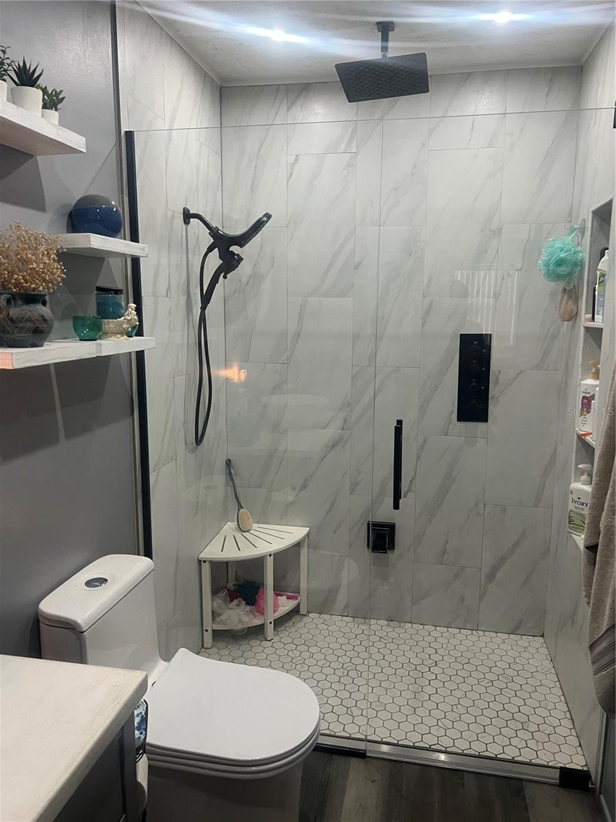 TEMPLE CREST UNIT 2 - Residential