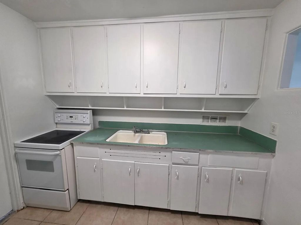 Photo of 4627 19th Avenue S, St Petersburg, FL 33711 (MLS # TB8465136)