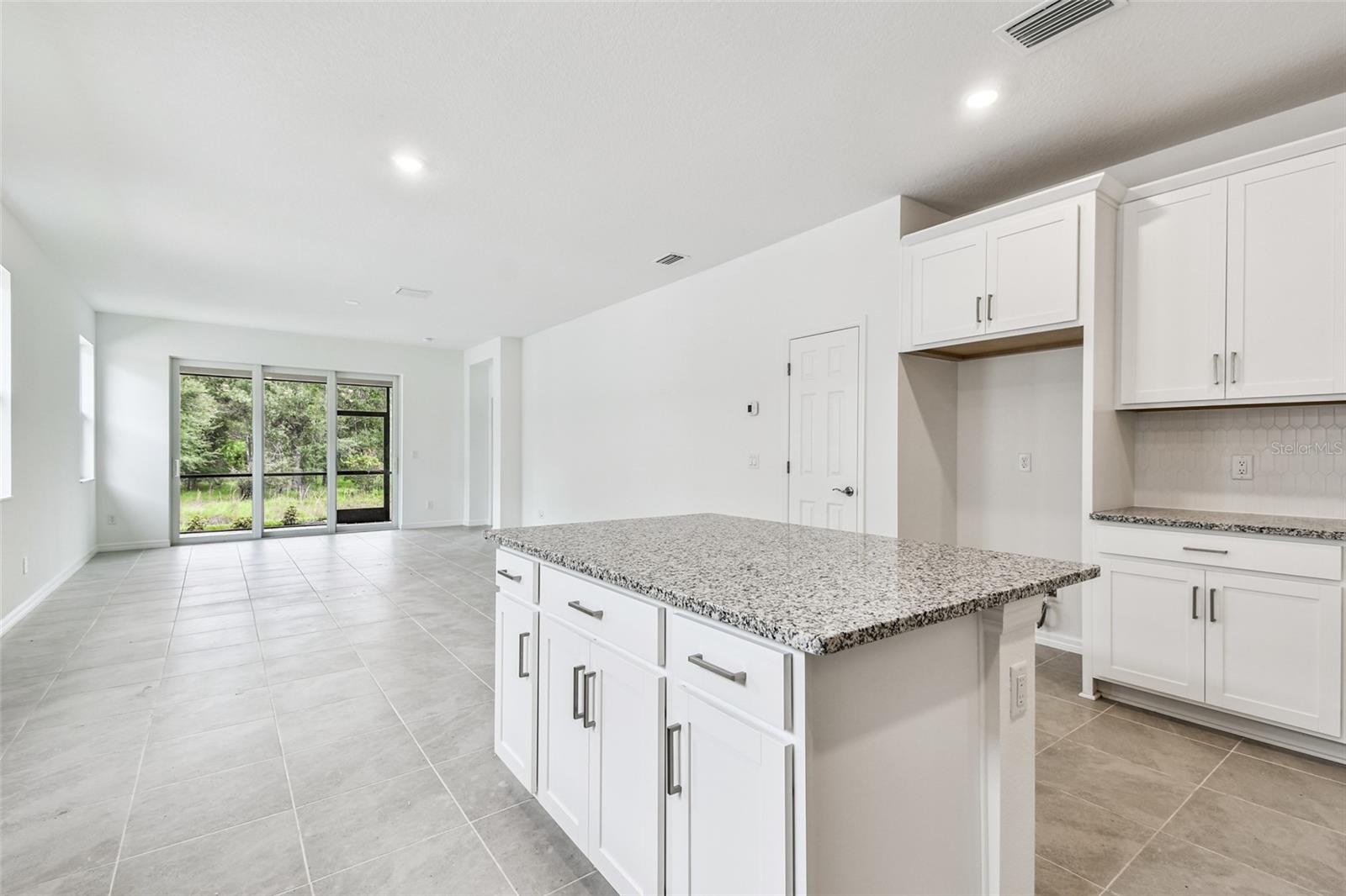 SWEETWATER VILLAS AT LAKEWOOD RANCH - Residential