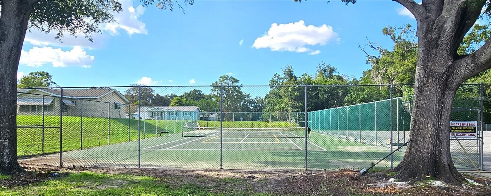 PALM CAY - Residential