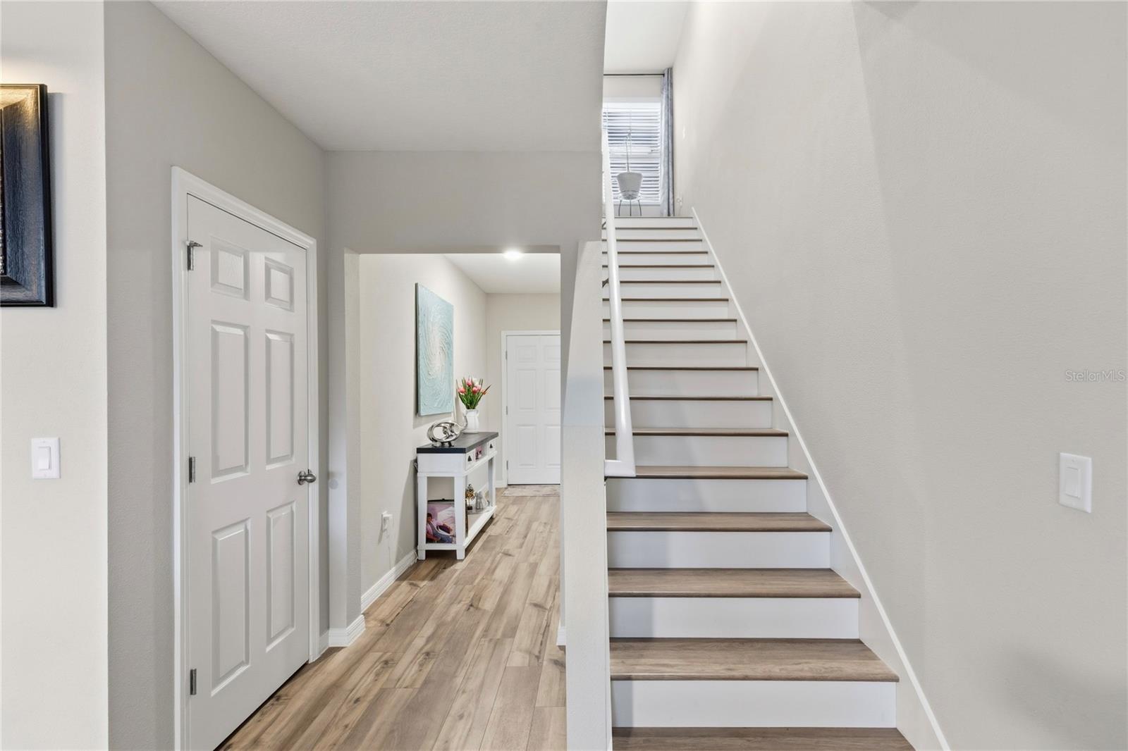 PASADENA POINT PHASE 1 PB 88 PG 29 BLOCK 12 LOT 7 - Residential