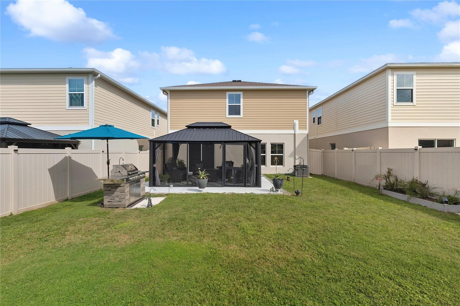 PASADENA POINT PHASE 1 PB 88 PG 29 BLOCK 12 LOT 7 - Residential