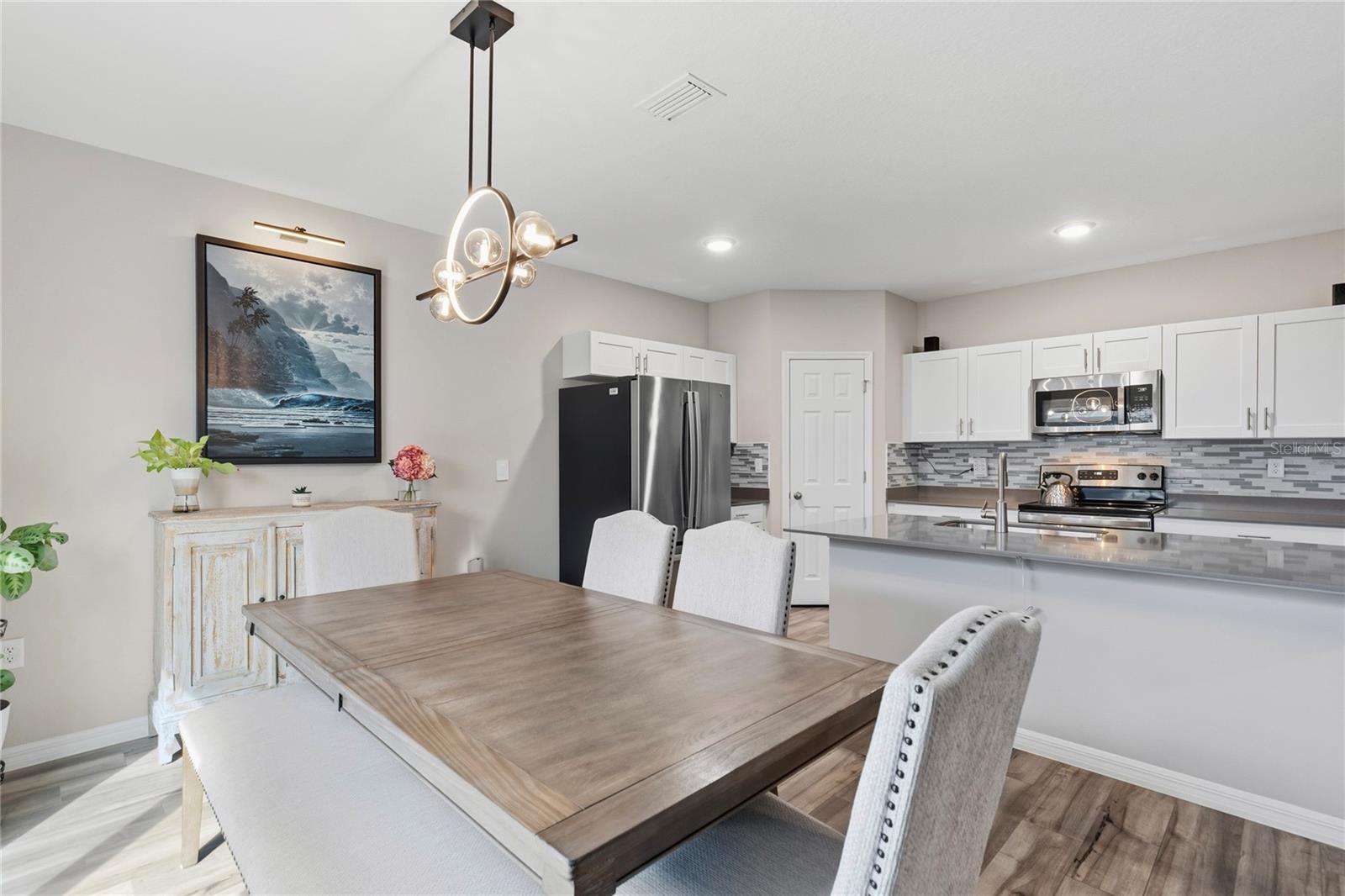 PASADENA POINT PHASE 1 PB 88 PG 29 BLOCK 12 LOT 7 - Residential