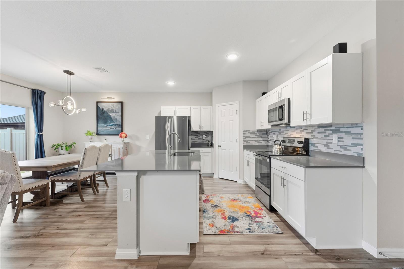 PASADENA POINT PHASE 1 PB 88 PG 29 BLOCK 12 LOT 7 - Residential