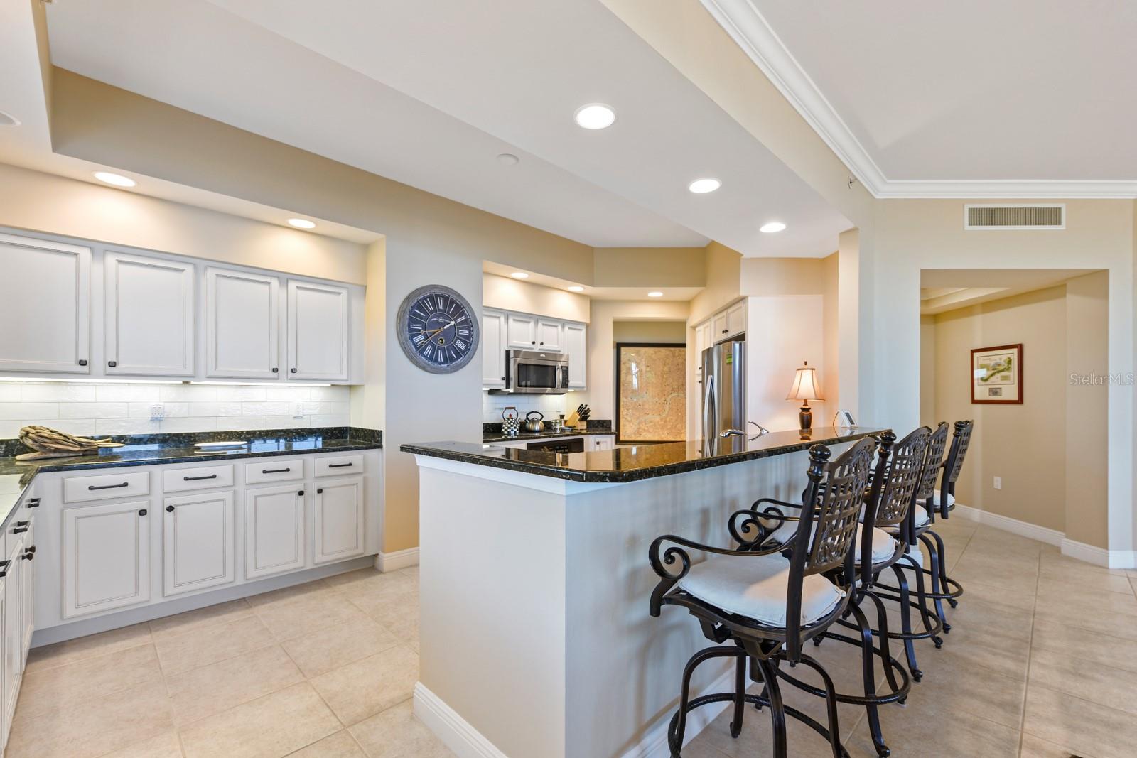 GRANDE ISLE TOWERS 3 & 4 PH 2 - Residential