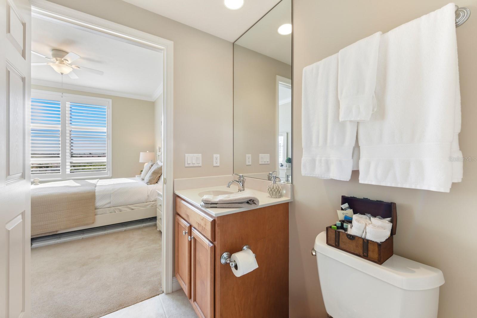 GRANDE ISLE TOWERS 3 & 4 PH 2 - Residential