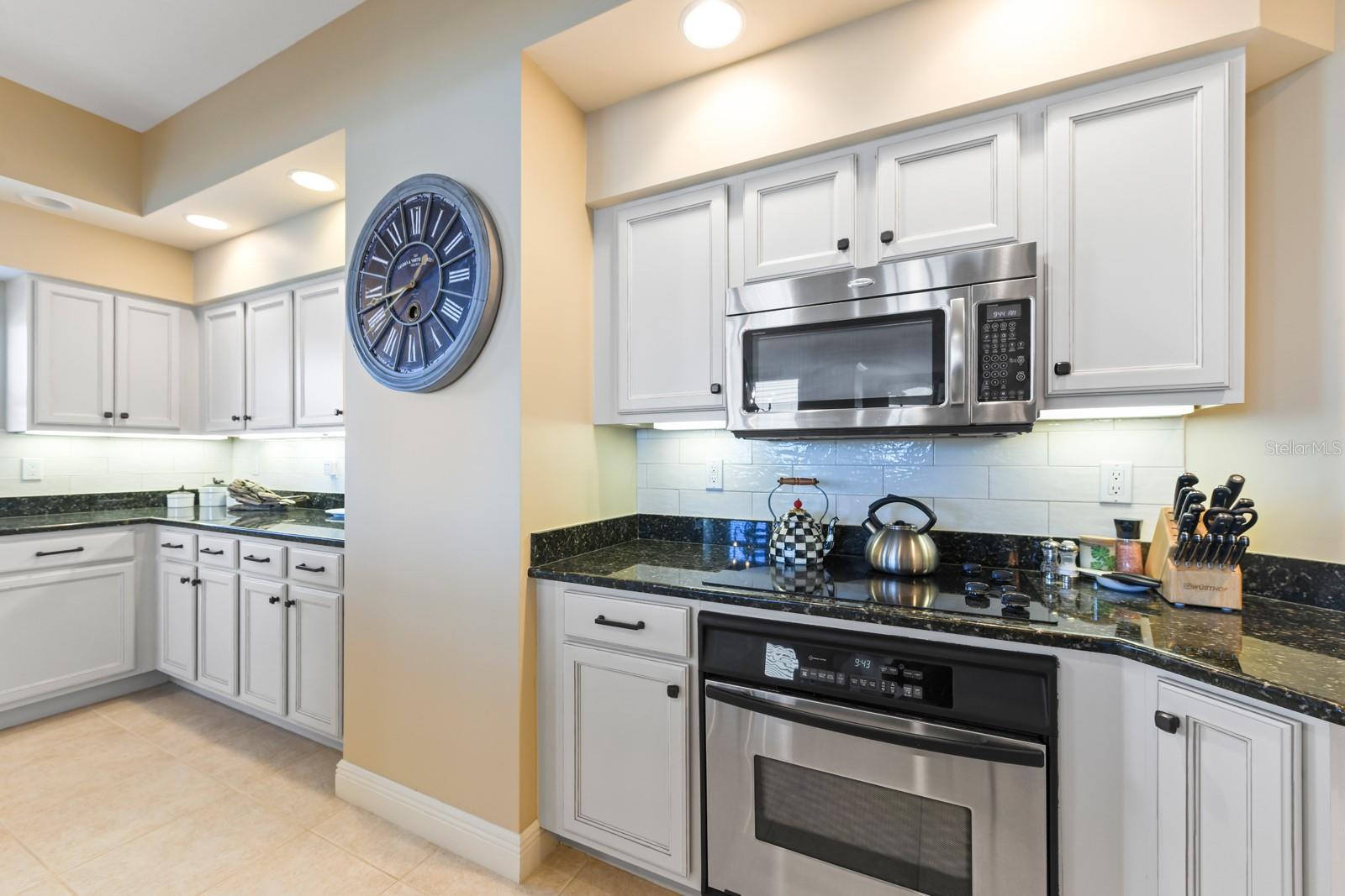 GRANDE ISLE TOWERS 3 & 4 PH 2 - Residential