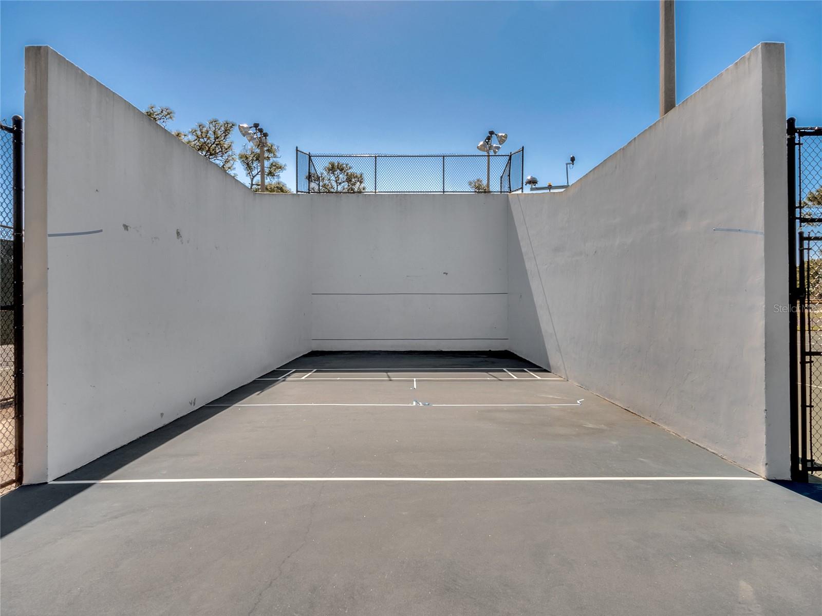 HUCKLEBERRY FIELDS TR N5 / WATERFORD LAKES - Residential