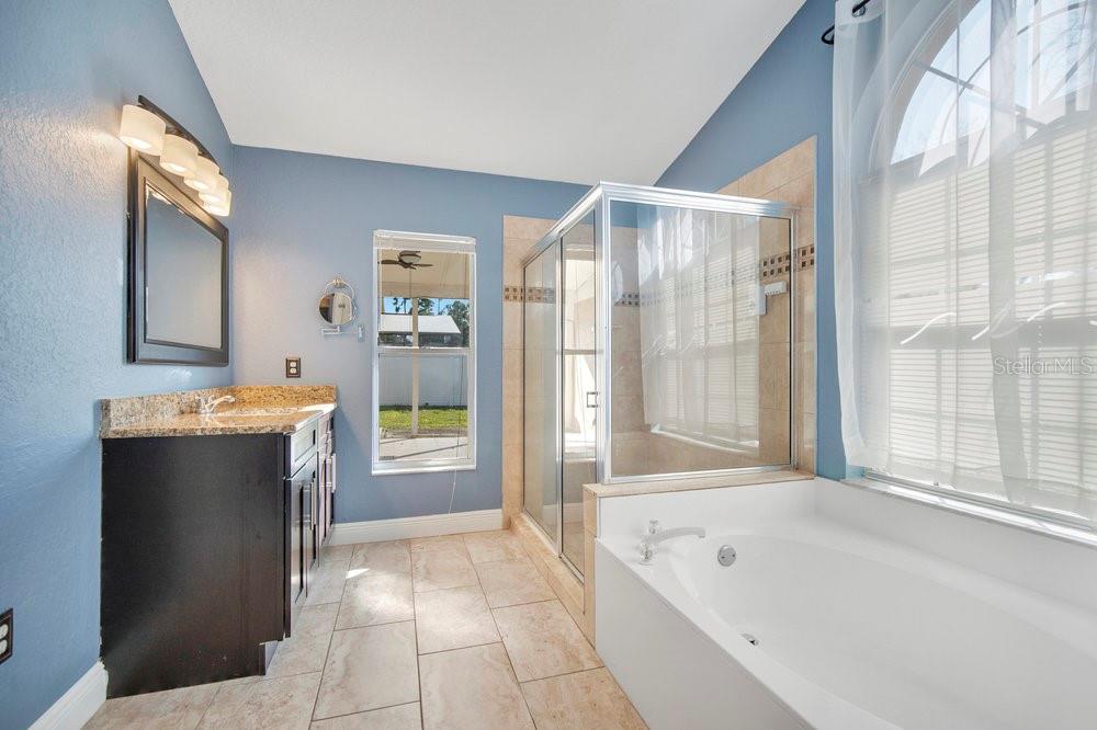 HUCKLEBERRY FIELDS TR N5 / WATERFORD LAKES - Residential