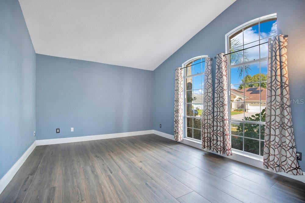 HUCKLEBERRY FIELDS TR N5 / WATERFORD LAKES - Residential