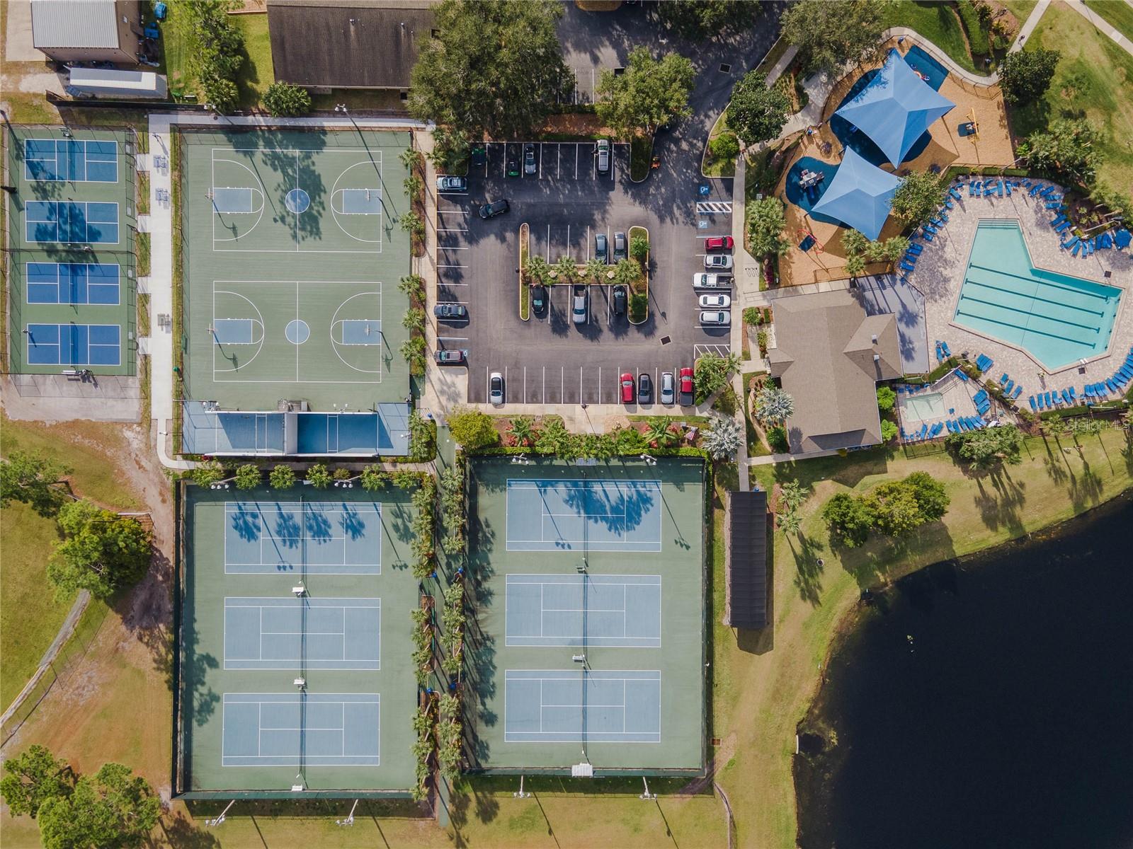 HUCKLEBERRY FIELDS TR N5 / WATERFORD LAKES - Residential