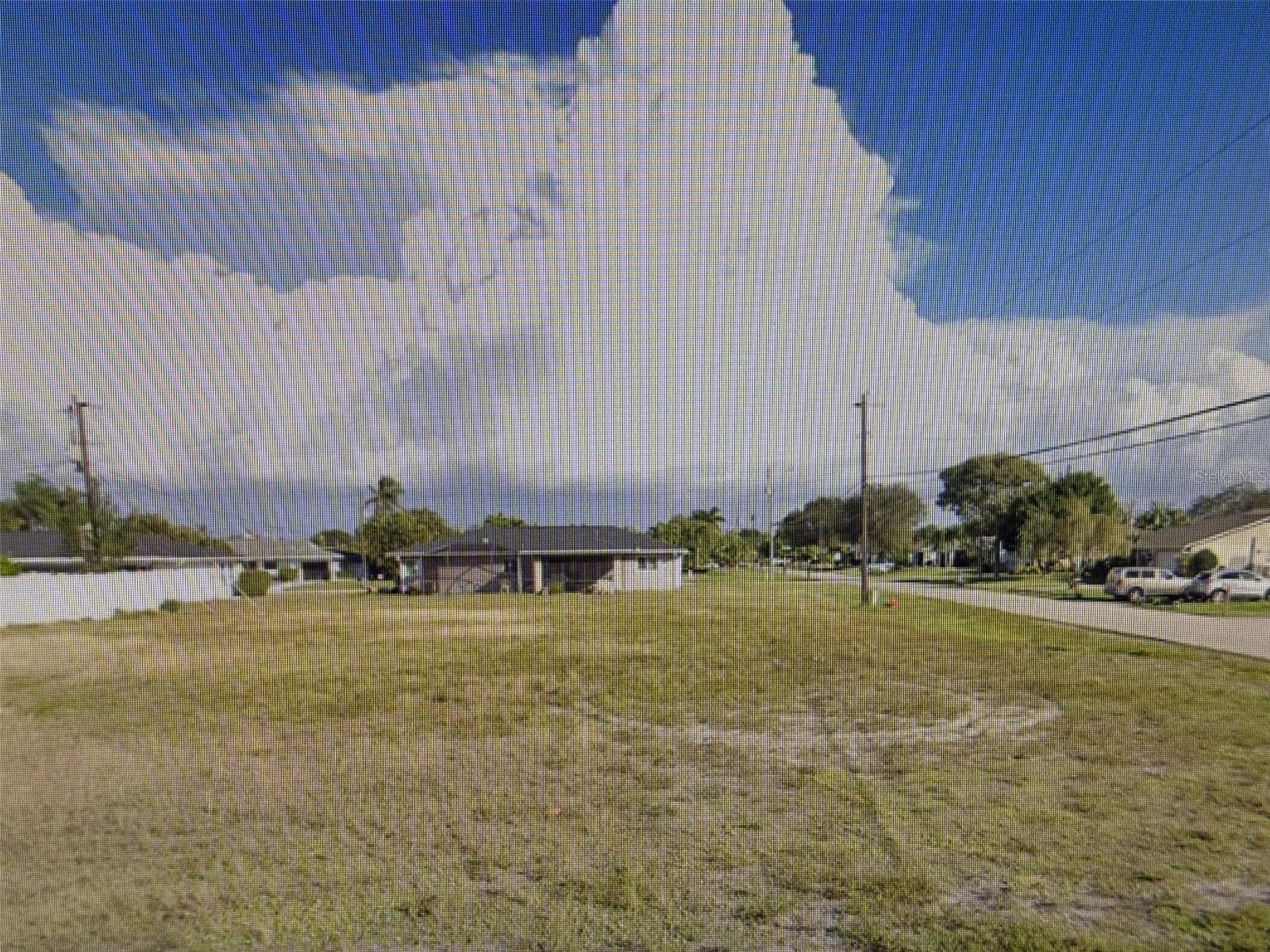 CAPE CORAL - Land