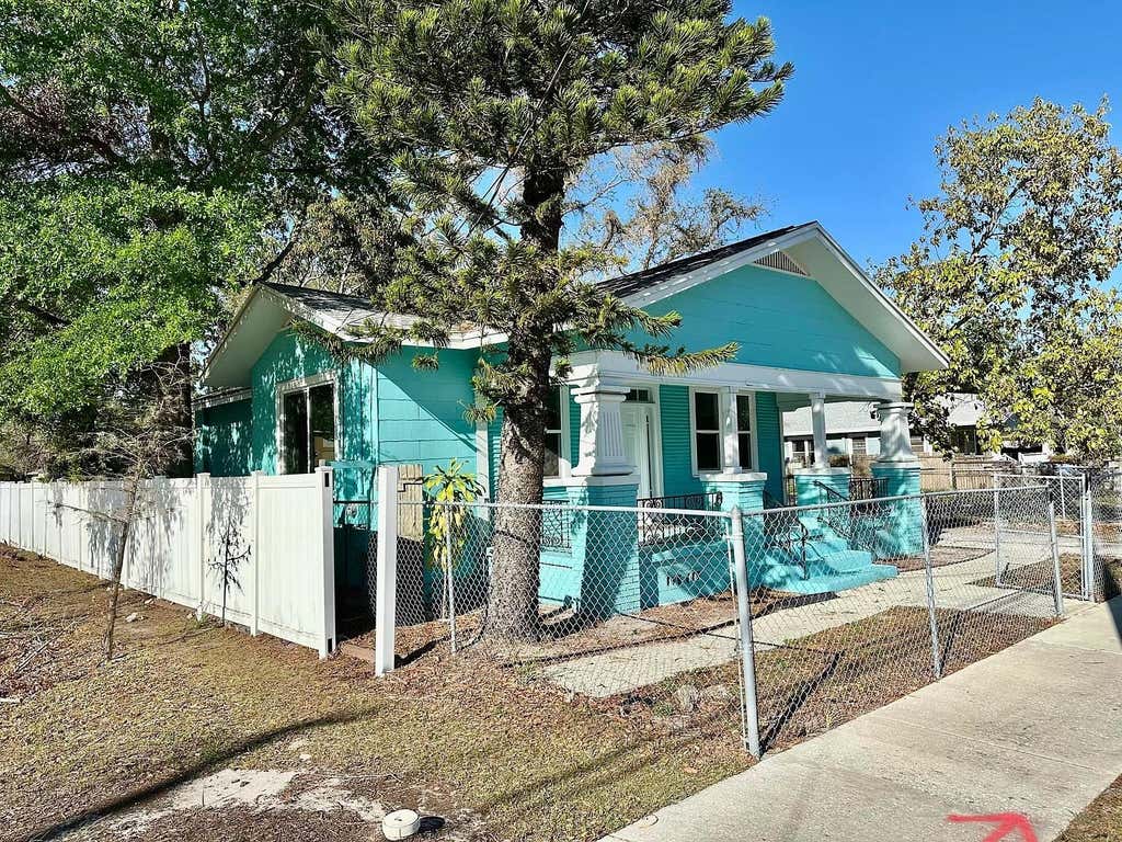 Photo of 1504 E 33rd Avenue, Tampa, FL 33610 (MLS # TB8534866)