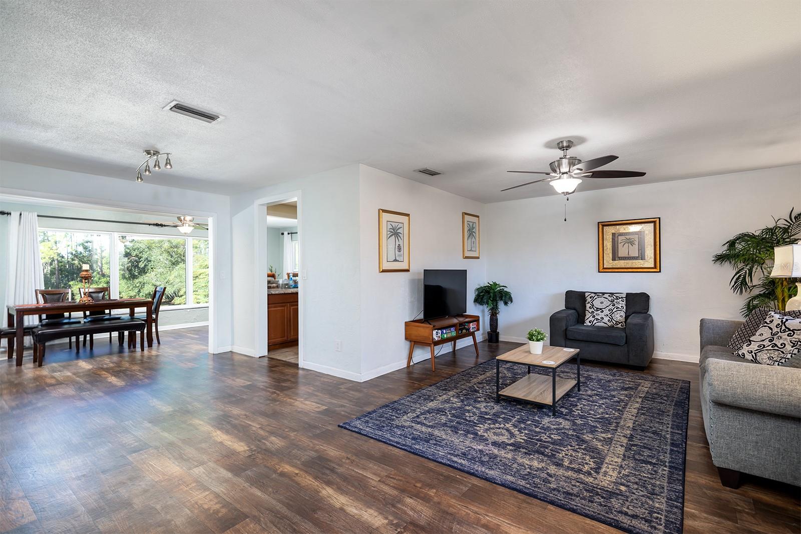 1390 W PORTILLO DRIVE