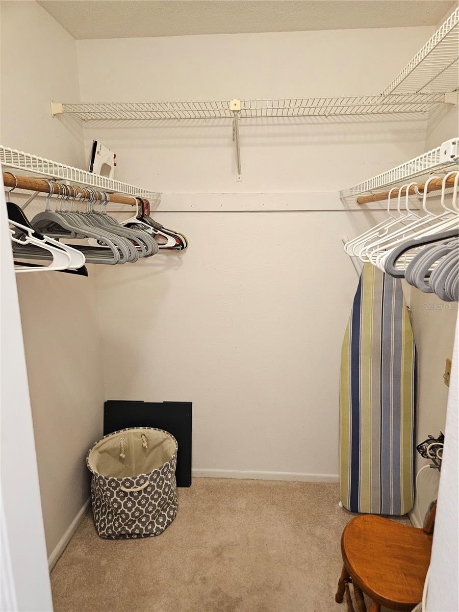 MISSION LAKES - Residential Lease