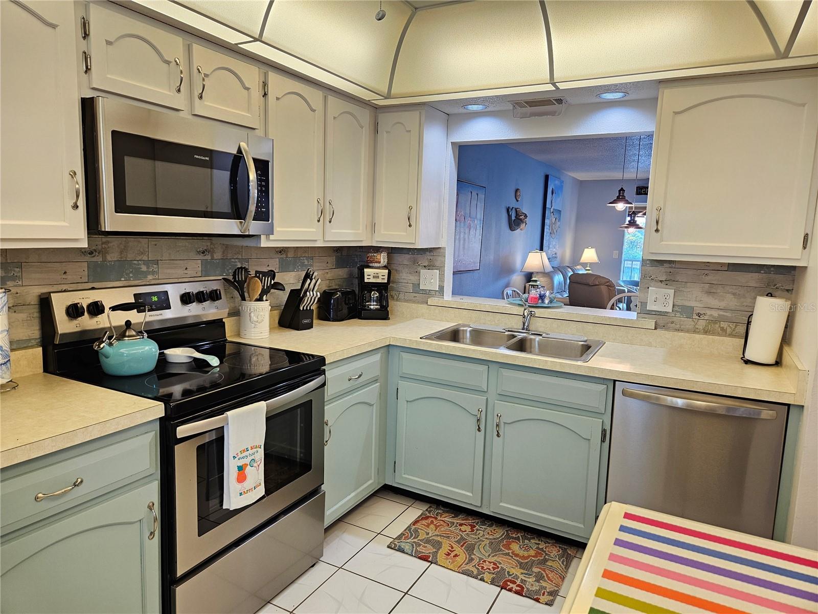 MISSION LAKES - Residential Lease