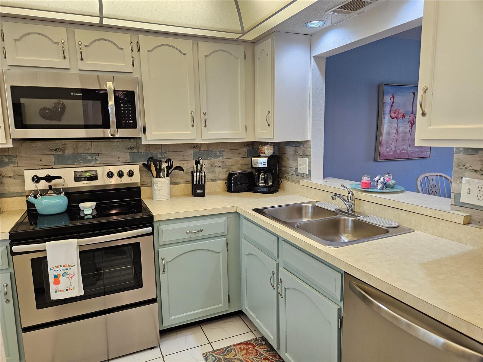 MISSION LAKES - Residential Lease