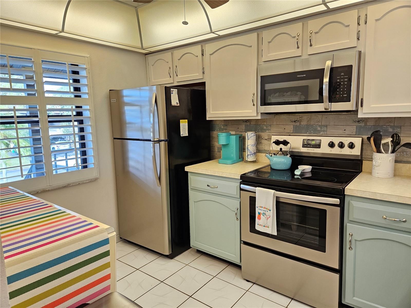 MISSION LAKES - Residential Lease