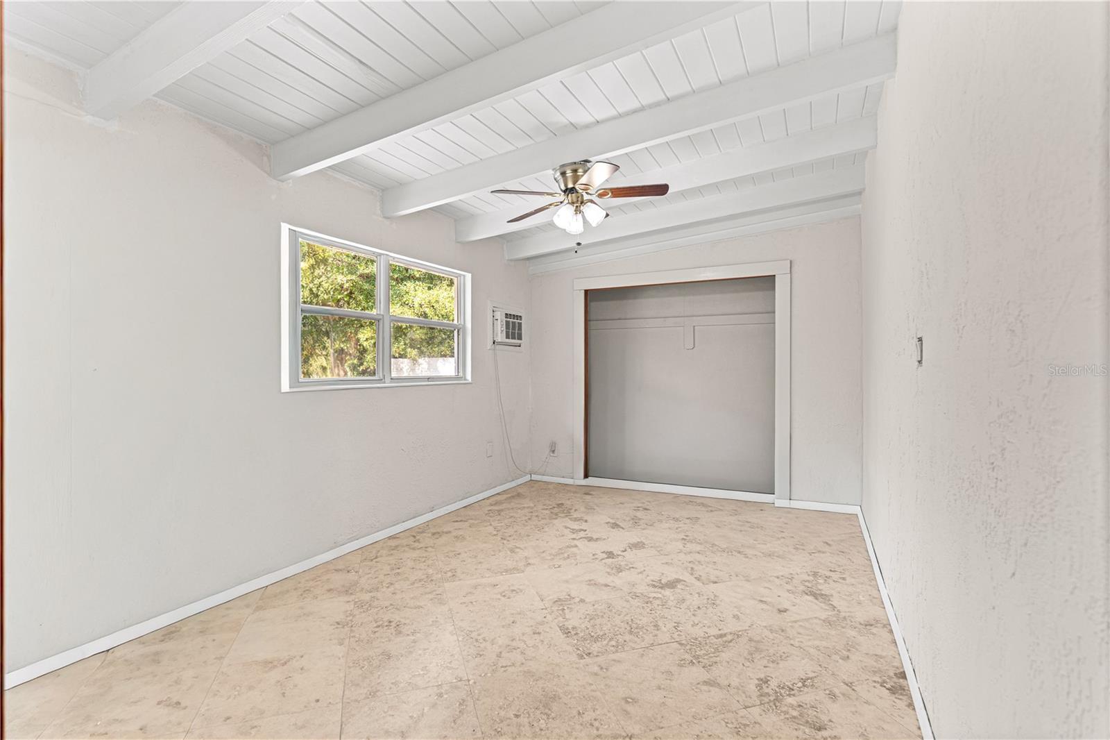 SPRING RUN ESTATES - Residential