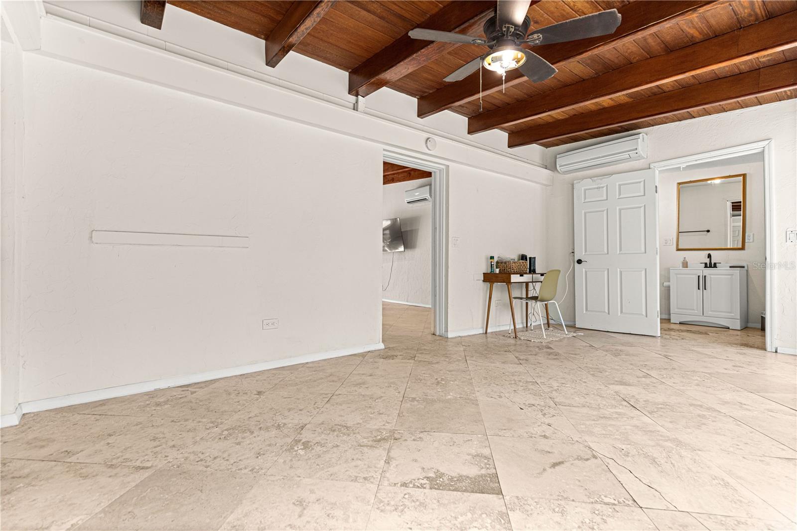 SPRING RUN ESTATES - Residential