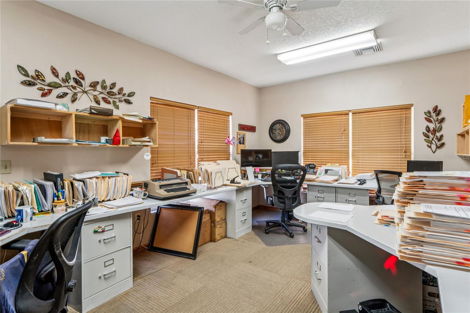 SPRING HILL COMMONS - Commercial Sale