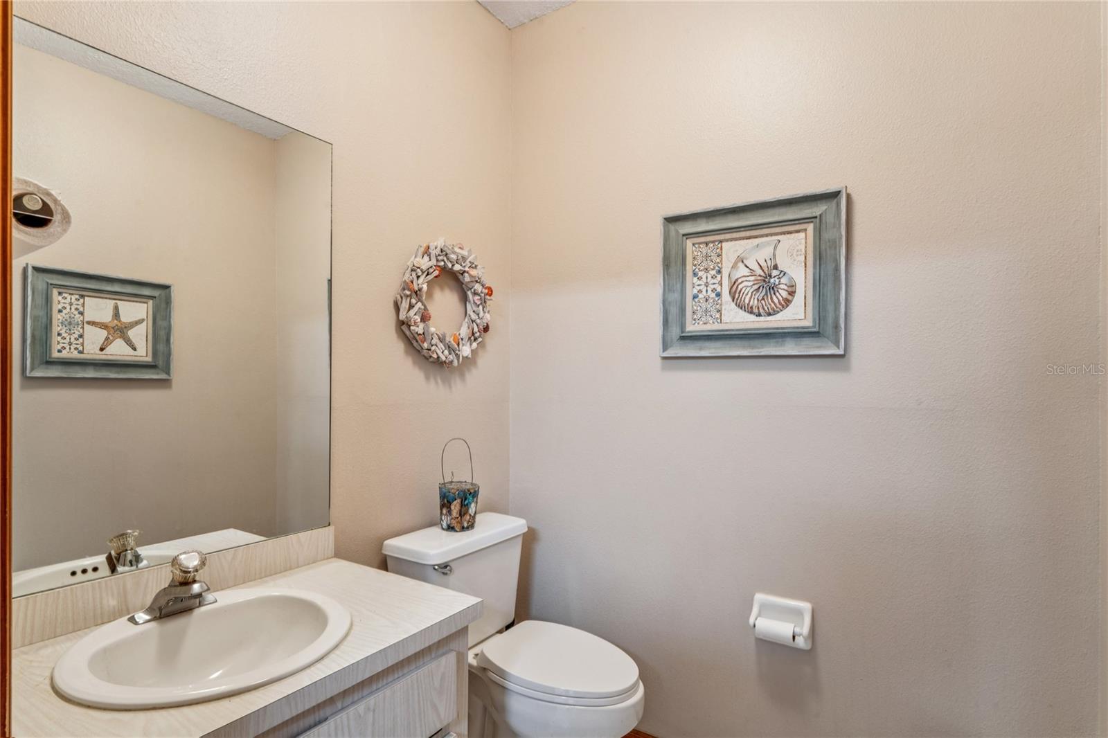 SPRING HILL COMMONS - Commercial Sale