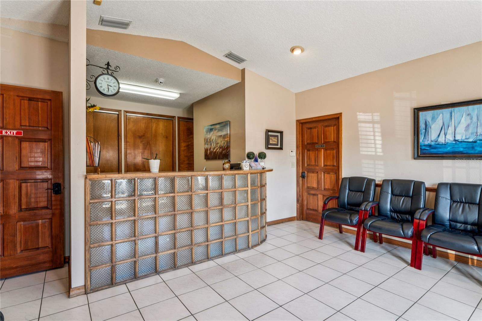 SPRING HILL COMMONS - Commercial Sale