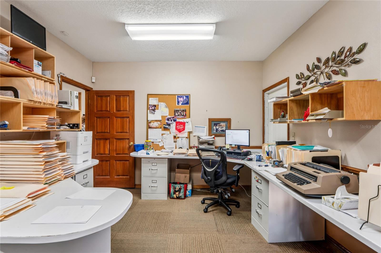 SPRING HILL COMMONS - Commercial Sale