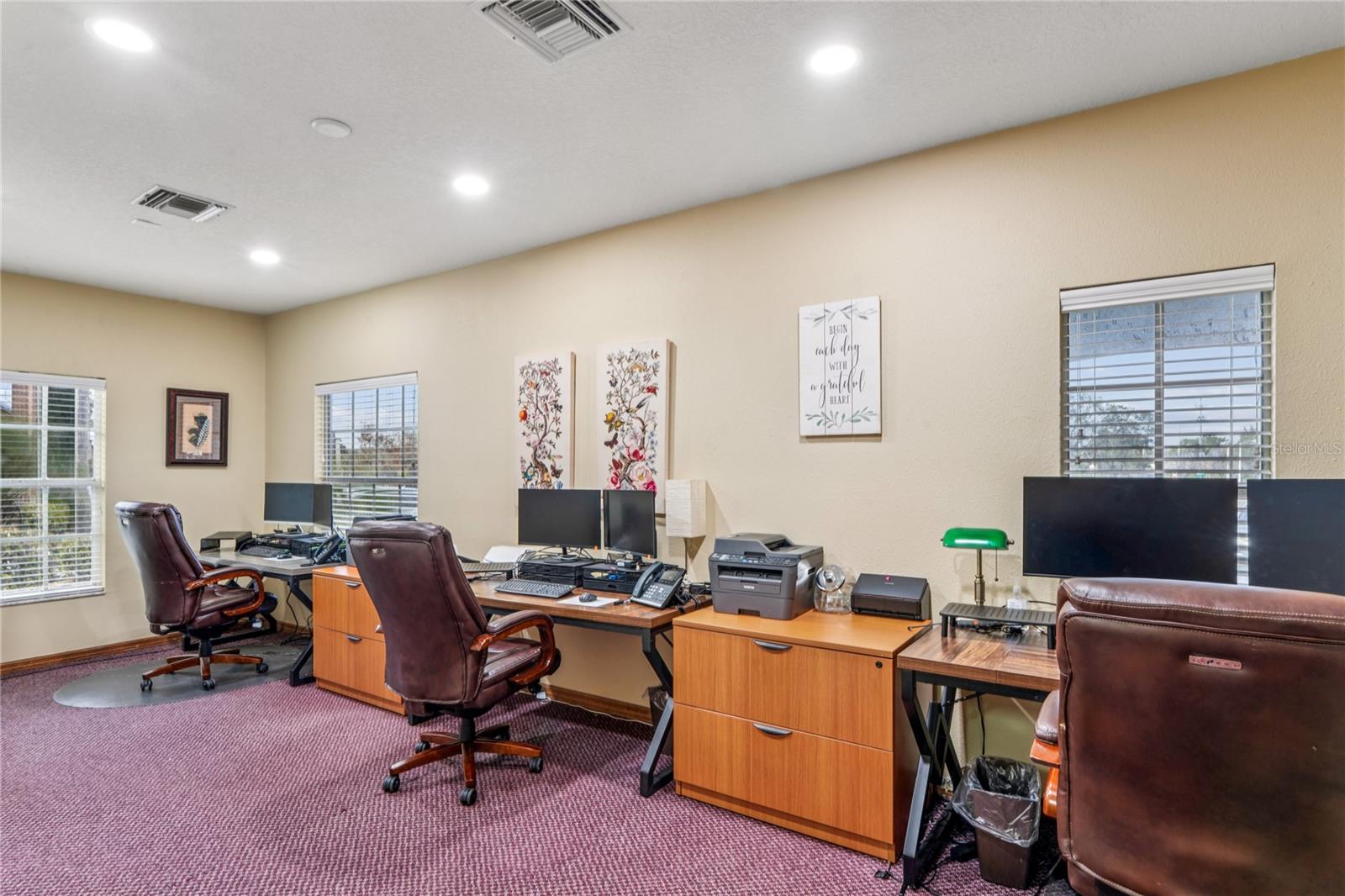 SPRING HILL COMMONS - Commercial Sale