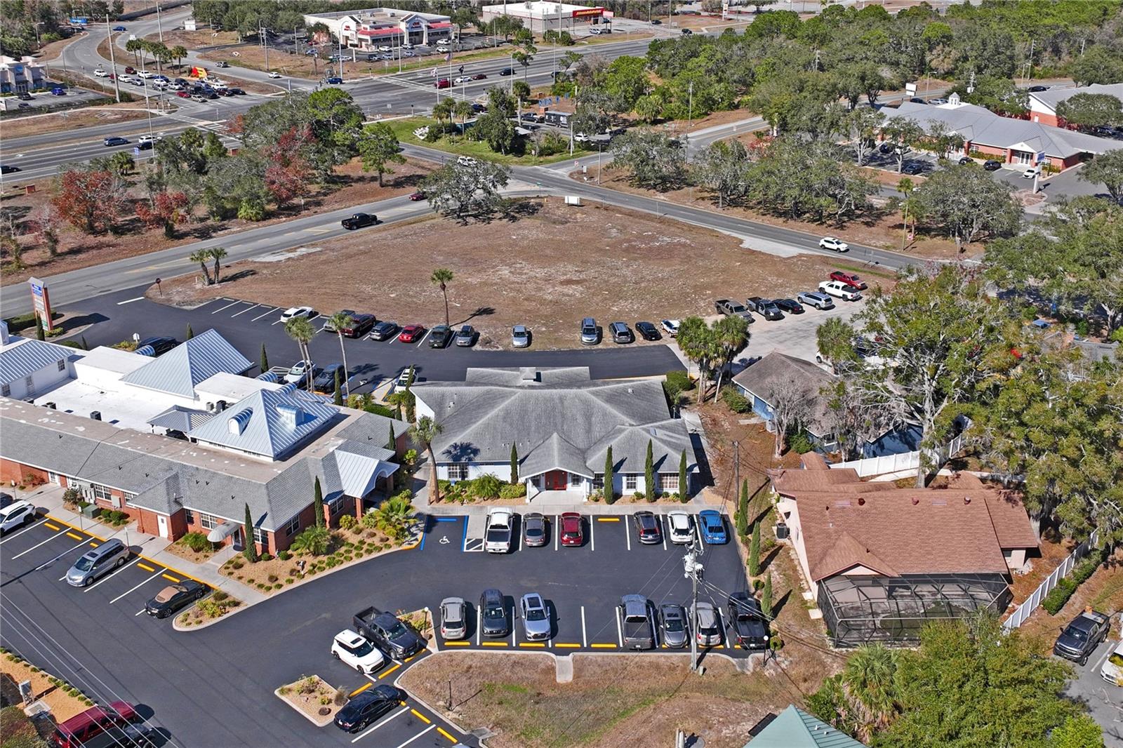 SPRING HILL COMMONS - Commercial Sale