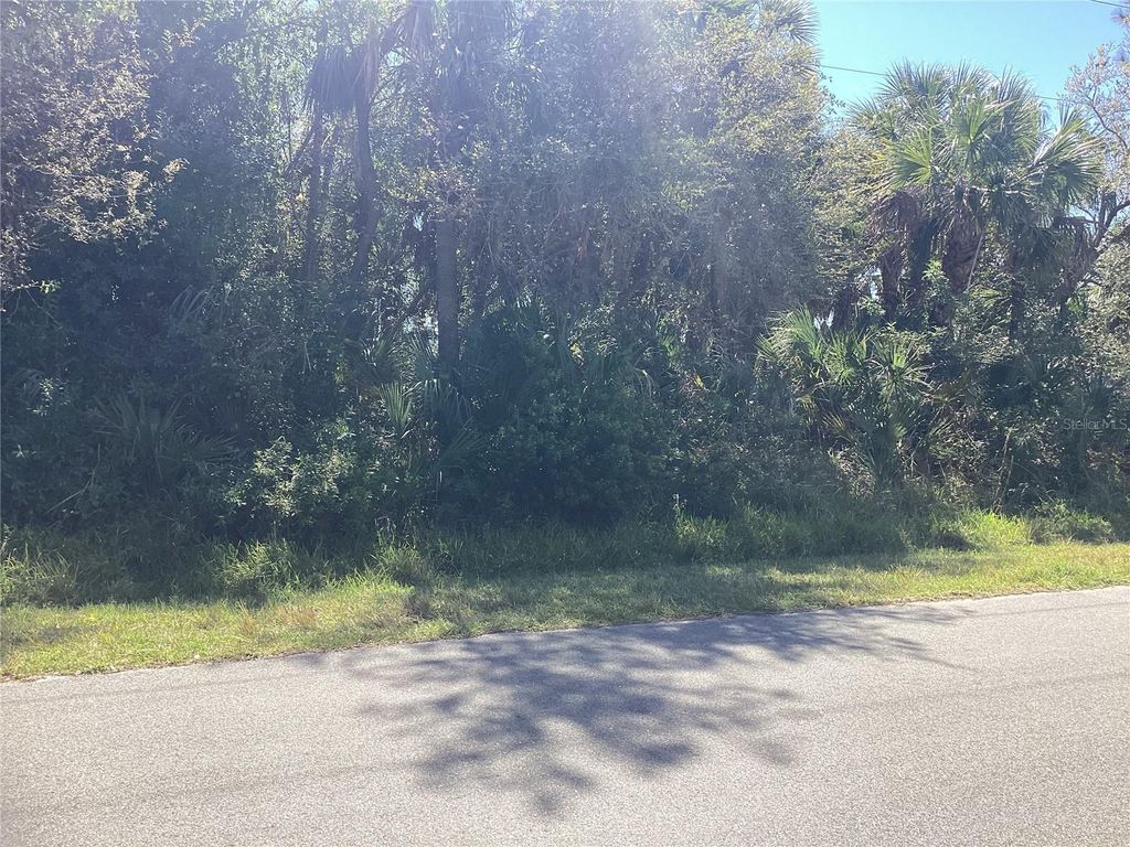 Photo of Belleville Terrace, North Port, FL 34286 (MLS # C7506585)