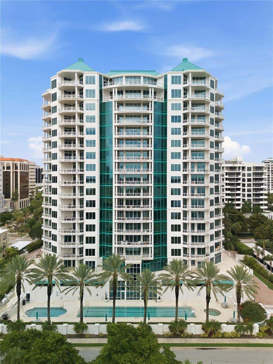 Photo of 340 S Palm Avenue #PL1, Sarasota, FL 34236 (MLS # A4702190)