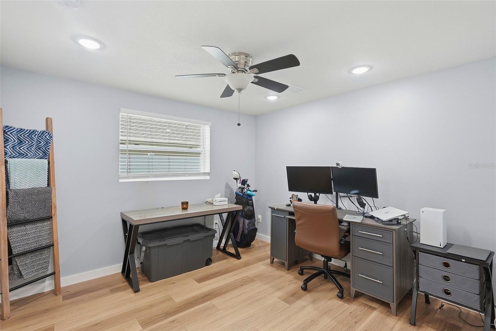JUNGLE TERRACE SEC B - Residential